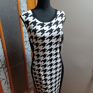 Calvin Klein Black/Cream Med.